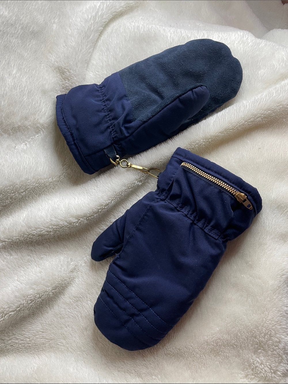 Women’s Navy Winter Mittens with Zip Pocket | made in USA